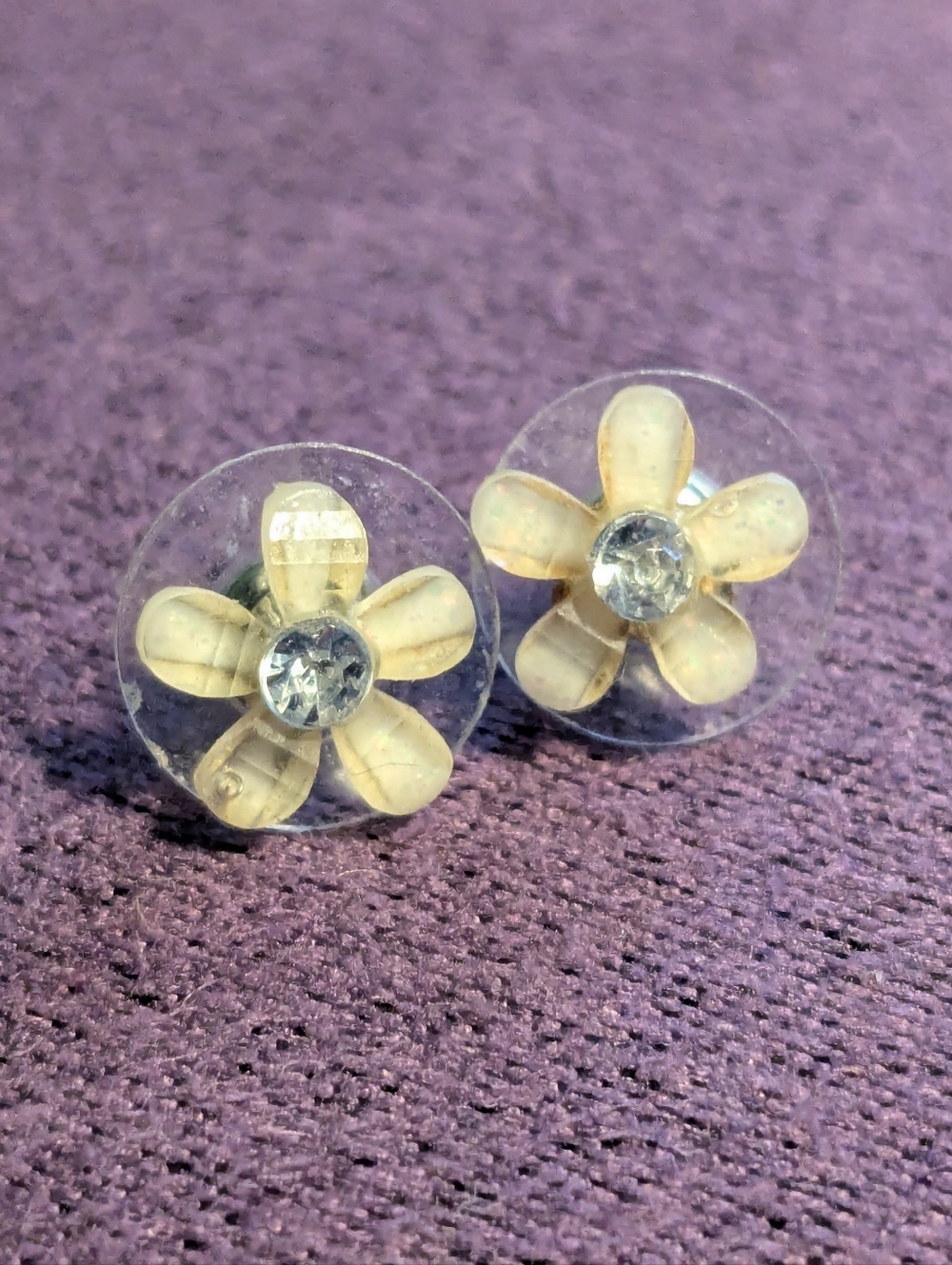 Clear Daisy Flower Stud Earrings with Rhinestone Centers
